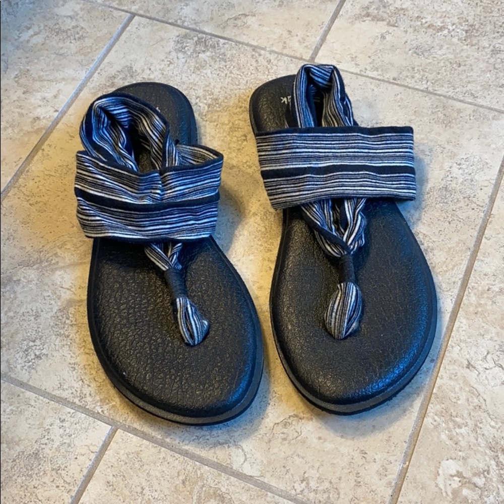 Sanuk Sandals